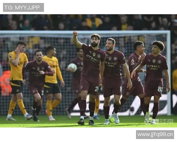 目前英超哪个球队不败：英超赛季中保持不败的球队